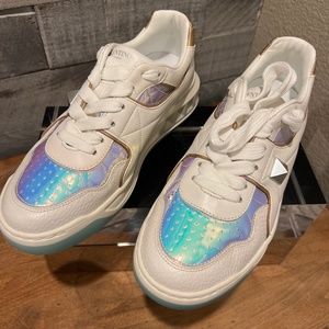 Valentino Garavani Metallic low top sneakers Euro size 39